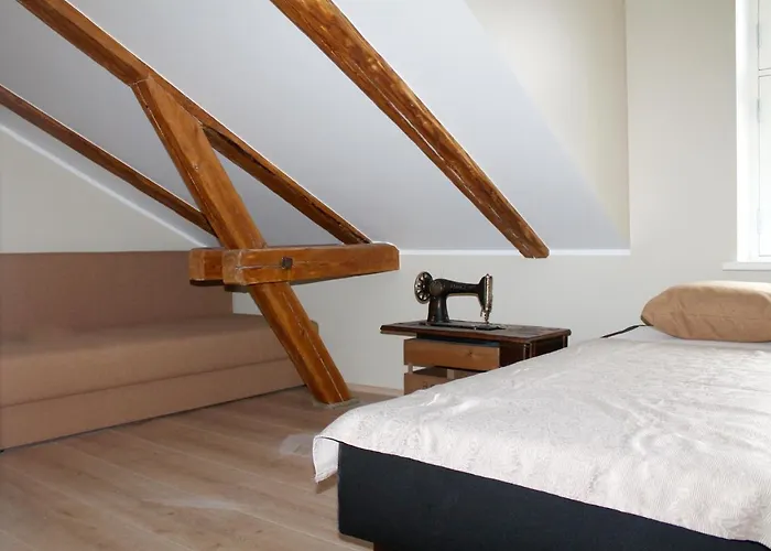 Austri Lägenhetshotell 3*